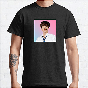 Alan Chikin Chow Talented and Engaging Artist Alan Chikin Chow T-Shirts