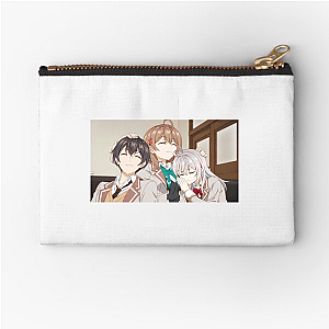 Hidden "Ya Lyublyu" Alya Sometimes Hides Her Feelings In Russian Zipper Pouches
