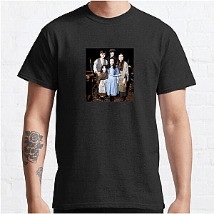 Anne with an E Green Gables Charm Aesthetic Anne With An E T-Shirts
