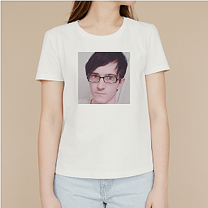 Bijuu Mike Witness His Spooky Adventures Look Bijuu Mike T-Shirts