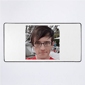 Bijuu Mike Gaming and Reaction Guru Fashion Bijuu Mike Mouse Pads
