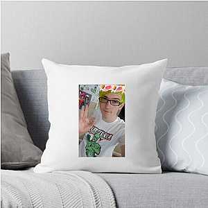 Bijuu Mike Still Exploring the Digital World Design Bijuu Mike Pillows Cover