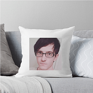 Bijuu Mike Witness His Spooky Adventures Look Bijuu Mike Pillows Cover