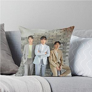 CNBLUE Comeback Wanted 2021 Throw Pillow