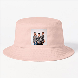 Eslabon Armado Nuestro Estilo Tee Eslabón Armado Hats & Caps