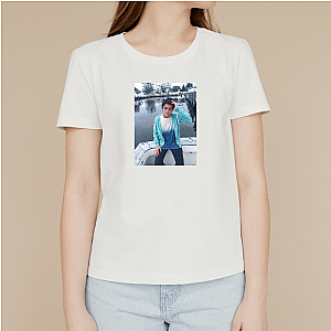 Ethan Dolan Hilarious and Relatable Content Creator Ethan Dolan T-Shirts