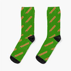 Frogger Logo and Frog Socks
is cleaned to:

Frogger and Frog Socks