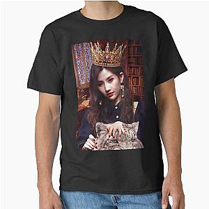 (GI)dle Queen Jeon Soyeon Classic T Shirt
