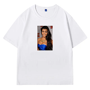 Kourtney Kardashian Barker Iconic Style and Family Moments Motif Kourtney Kardashian Barker T-Shirts