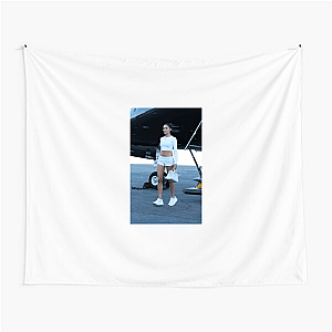 Olivia Culpo Poise Olivia Culpo Tapestries
