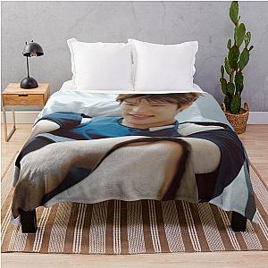 Rieze Kpop Throw Blanket