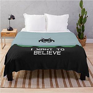 Space Invaders I Want to Believe Throw Blanket
