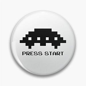 Start to play Space Invaders Mothership Pin