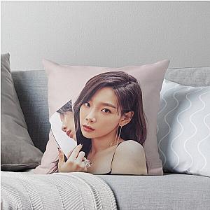 Taeyeon Persona Throw Pillow