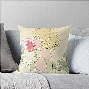 Kim Taeyeon Throw Pillow