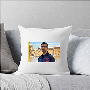 Meta Minded Vikkstar123 Pillows Cover