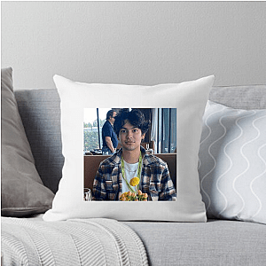 Xolo Maridueña Dynamic and Inspiring Vibe Xolo Maridueña Pillows Cover