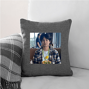 Xolo Maridueña Dynamic and Inspiring Vibe Xolo Maridueña Pillows Cover