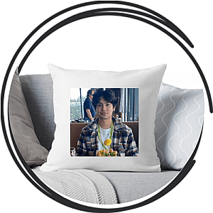 Xolo Maridueña Pillows Cover